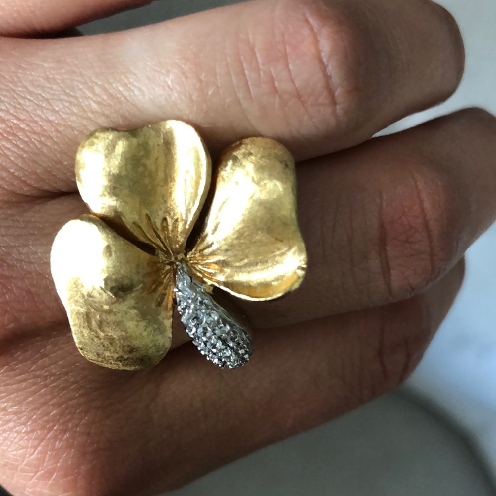 Gold flower ring - Picture 5 of 5
